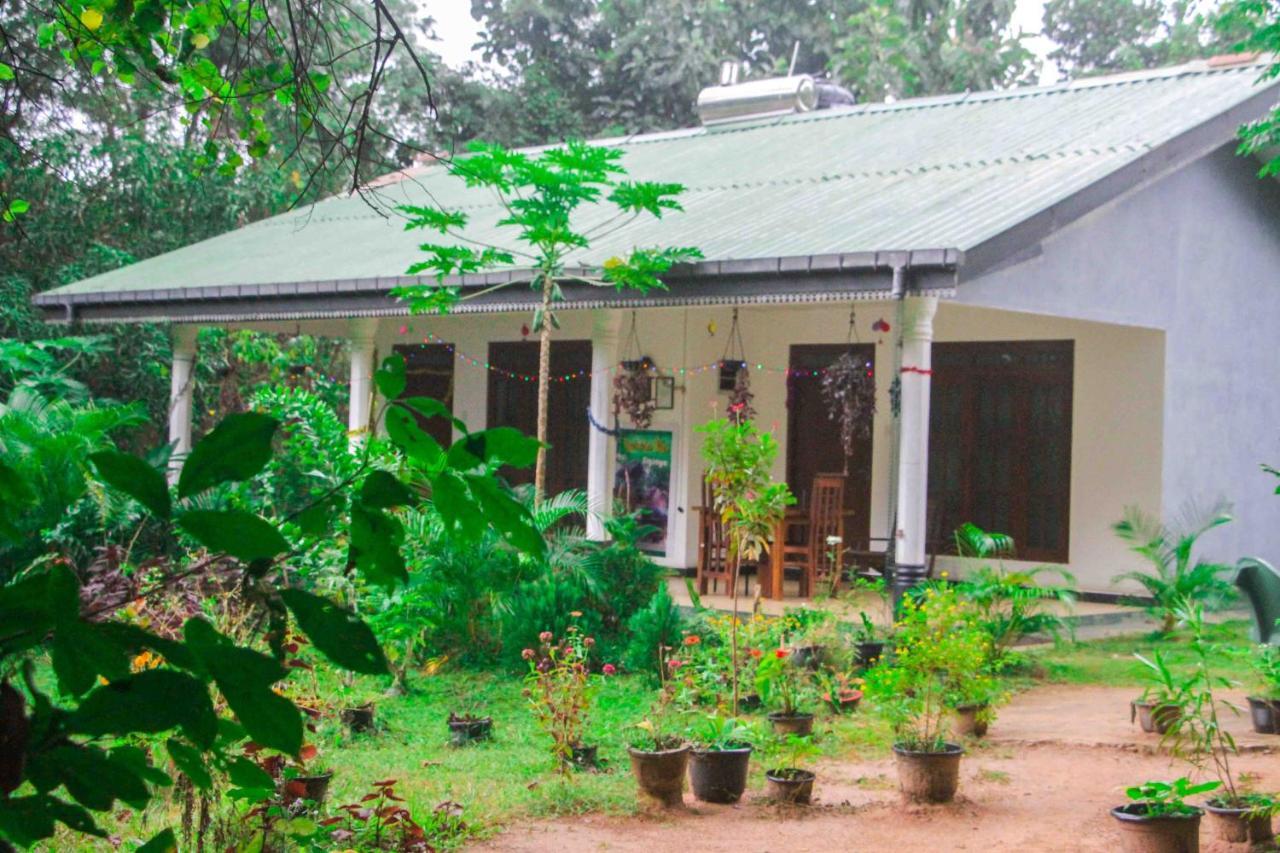 Sigiriya Mana B&B Exterior foto