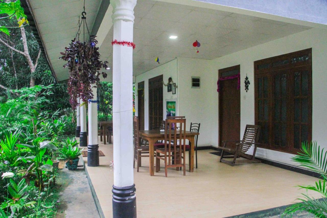 Sigiriya Mana B&B Exterior foto
